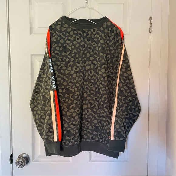 ✖️Unavailable✖️ SDA x WFX oversized sweatshirt - Picture 3 of 6